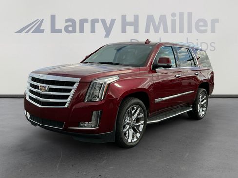 Used 2016 Cadillac Escalade Luxury image 1