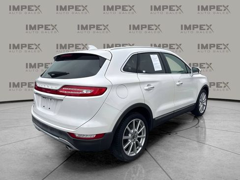 Used 2019 Lincoln MKC Reserve w/ MKC Technology Package FWD image 3
