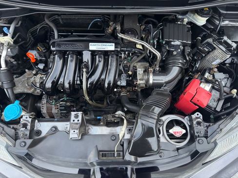 Used 2015 Honda Fit EX image 35