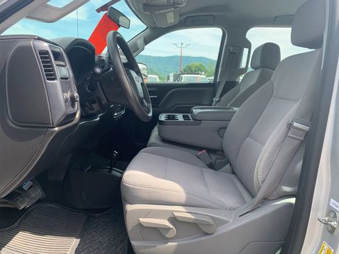 Used 2015 Chevrolet Silverado 2500 W/T AWD/4WD image 9