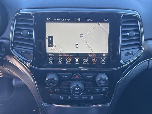 Used 2019 Jeep Grand Cherokee Limited image 26