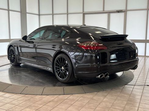 Used 2013 Porsche Panamera 4 image 5
