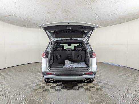 New 2026 GMC Acadia Elevation w/ Elevation Premium Package image 9