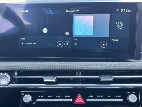 New 2025 Hyundai Santa Cruz Limited AWD/4WD image 8