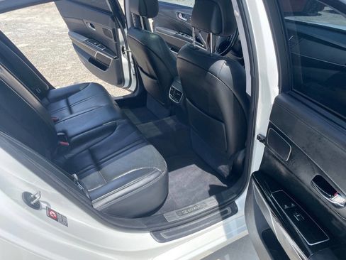 Used 2016 Kia K900 Luxury RWD image 41