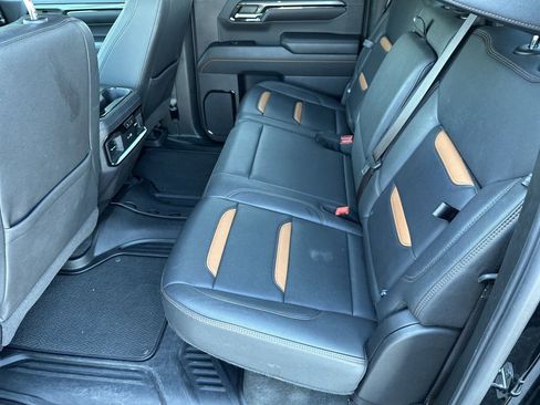 Used 2024 GMC Sierra 1500 AT4 w/ Technology Package AWD/4WD image 30