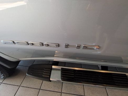 Used 2021 GMC Sierra 2500 SLT w/ SLT Preferred Package AWD/4WD image 29