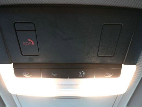 Used 2025 Nissan Rogue SV image 27