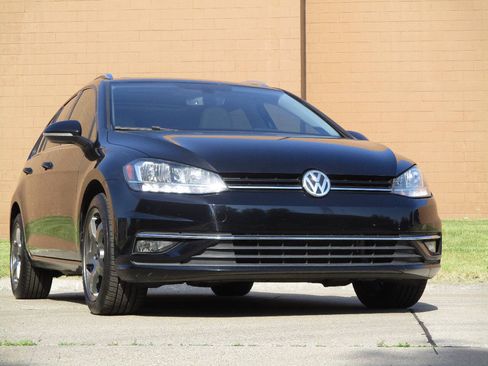Used 2018 Volkswagen Golf SEL FWD image 53