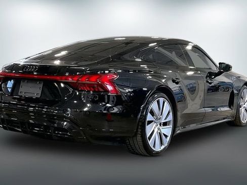 Used 2022 Audi e-tron GT Prestige w/ Prestige Package AWD/4WD image 13