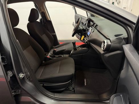 Used 2022 Nissan Versa S FWD image 44