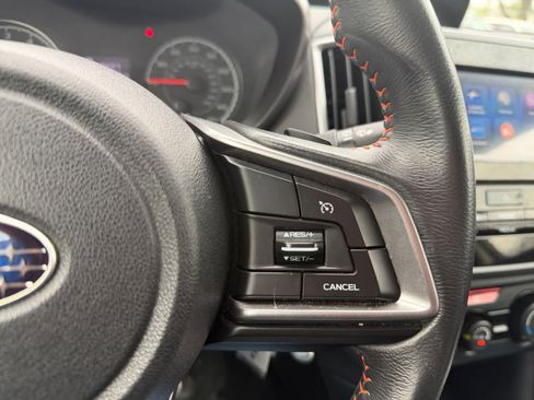 Used 2019 Subaru Crosstrek 2.0i Premium AWD/4WD image 21