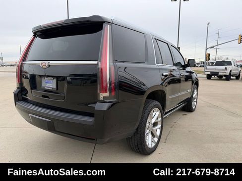 Used 2018 Cadillac Escalade Premium Luxury image 20