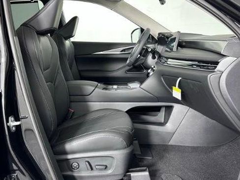 Certified 2026 INFINITI QX60 Luxe w/ Cargo Package FWD image 30