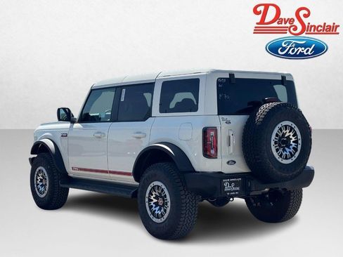 New 2026 Ford Bronco Outer Banks AWD/4WD image 9