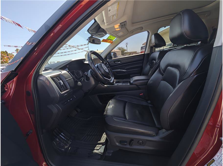 Used 2022 Nissan Pathfinder SL w/ SL Premium Package FWD image 9