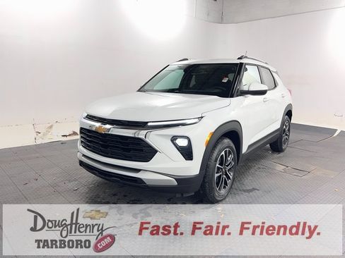 New 2026 Chevrolet TrailBlazer LT w/ Convenience Package image 1