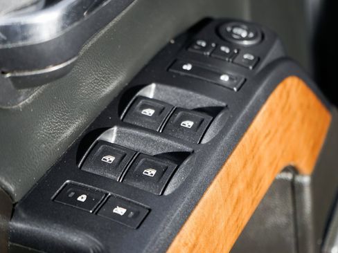 Used 2016 Chevrolet Silverado 2500 LTZ w/ Duramax Plus Package image 16