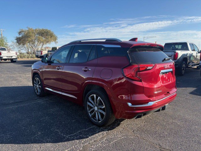 Used 2019 GMC Terrain Denali w/ Driver Alert Package II FWD image 5
