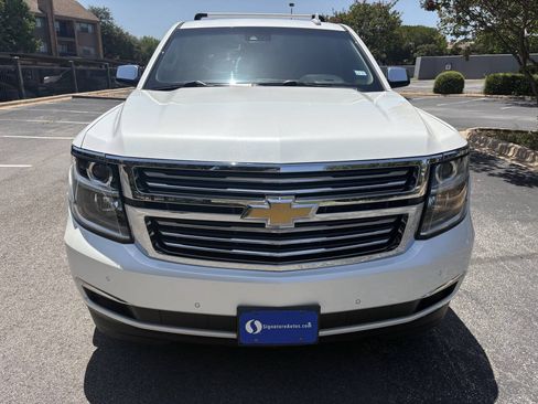 Used 2017 Chevrolet Suburban Premier RWD image 11