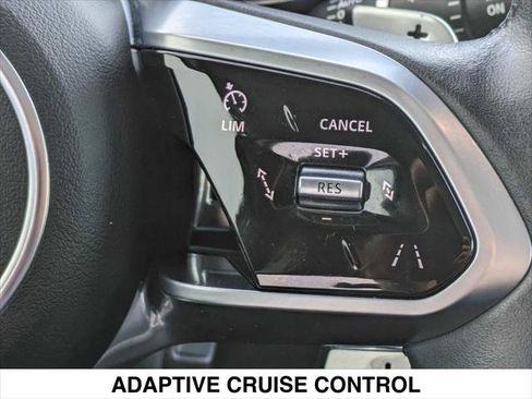 Used 2023 Jaguar F-PACE S AWD/4WD image 16