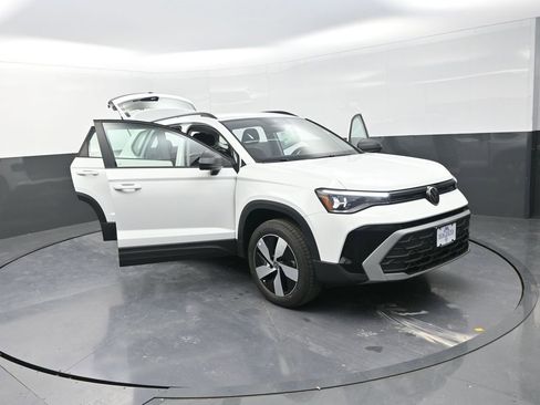New 2026 Volkswagen Taos S AWD/4WD image 28