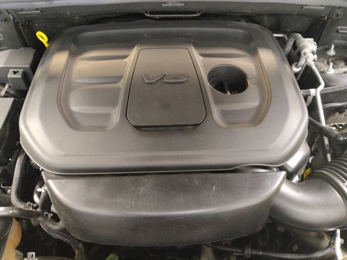 Used 2019 Jeep Grand Cherokee Limited w/ Trailer Tow Group IV image 30