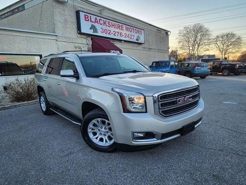 Used 2016 GMC Yukon SLT image 1