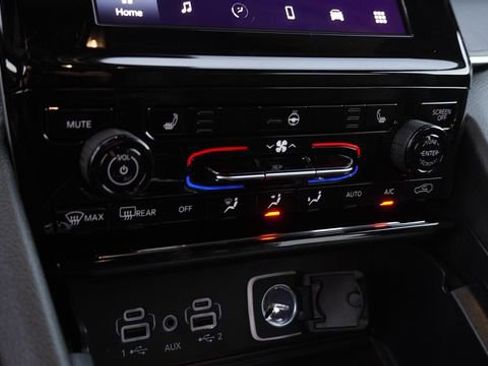 New 2025 Jeep Grand Cherokee L Altitude image 27