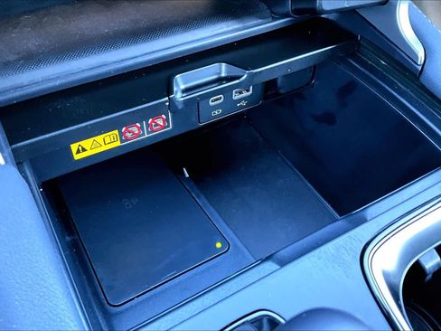 Used 2025 Lexus RX 350 Premium w/ Accessory Package (Z1) image 33