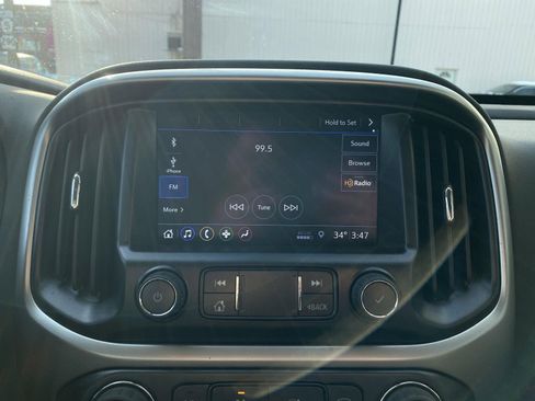 Certified 2022 Chevrolet Colorado ZR2 w/ ZR2 Dusk Special Edition image 5