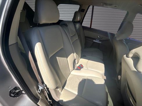 Used 2005 Volvo XC90 2.5T AWD/4WD image 24