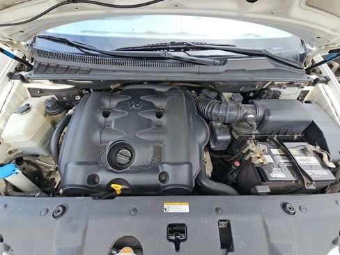 Used 2009 Kia Sedona LX image 23