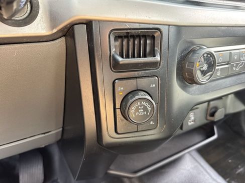 Used 2022 Ford F150 XL w/ Equipment Group 101A High AWD/4WD image 51