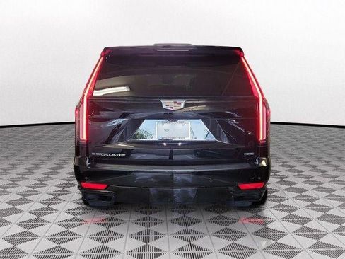Certified 2024 Cadillac Escalade Sport AWD/4WD image 4