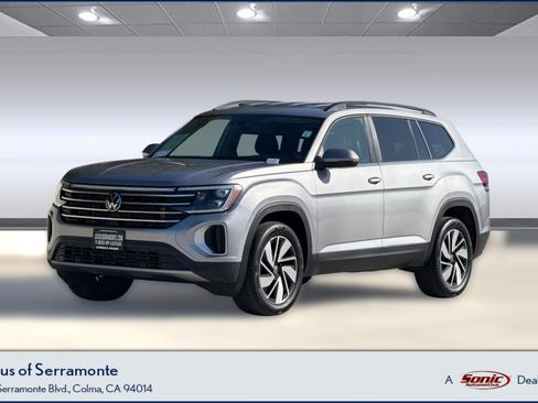 Used 2025 Volkswagen Atlas SE AWD/4WD image 1