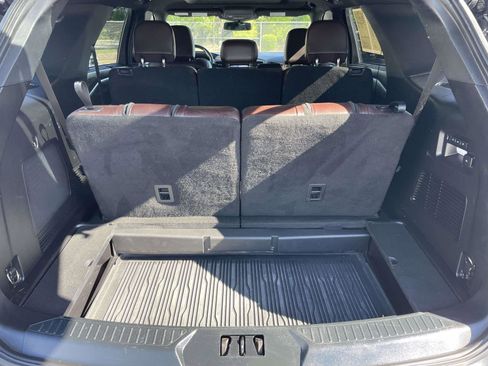Used 2020 Ford Explorer Platinum AWD/4WD image 43