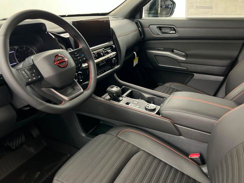 New 2026 Nissan Pathfinder Rock Creek AWD/4WD image 15