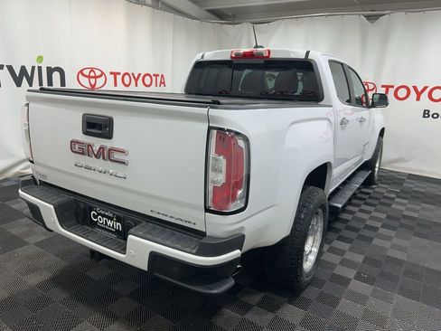 Used 2021 GMC Canyon Denali image 8
