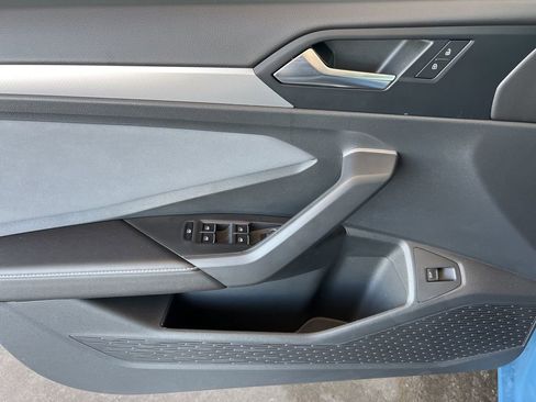 New 2025 Volkswagen Jetta SE image 11