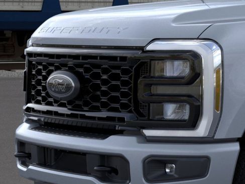 New 2026 Ford F250 Lariat w/ Black Appearance Package AWD/4WD image 61