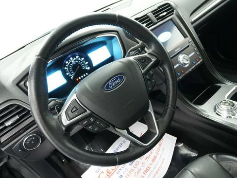Used 2020 Ford Fusion Titanium FWD image 12