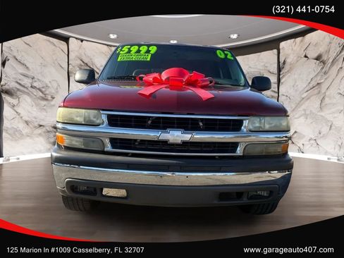 Used 2002 Chevrolet Tahoe LS image 2