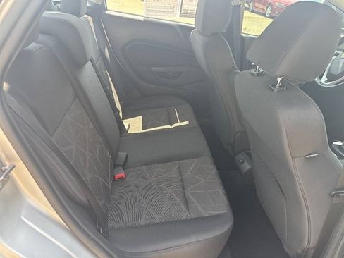 Used 2013 Ford Fiesta SE FWD image 15