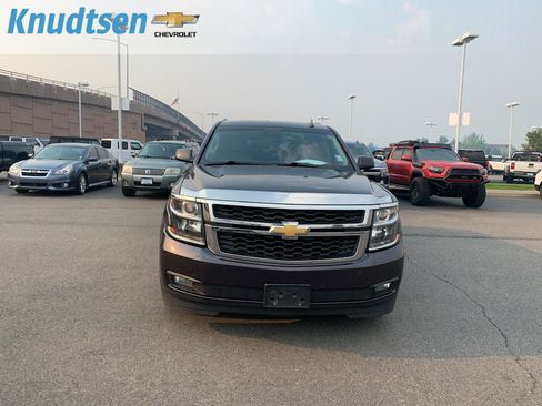 Used 2018 Chevrolet Suburban LT AWD/4WD image 2