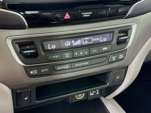 Used 2023 Honda Ridgeline RTL image 9