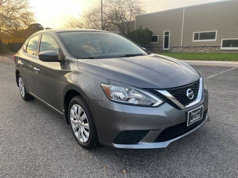 Used 2019 Nissan Sentra S image 14