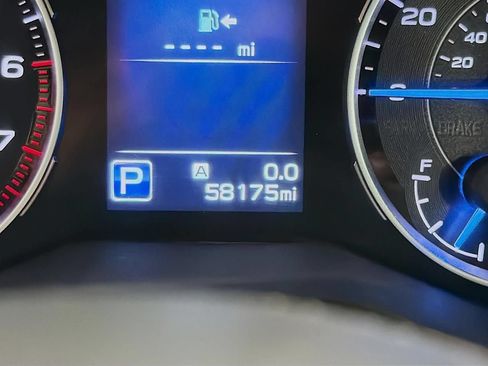 Used 2022 Subaru Ascent Limited AWD/4WD image 45
