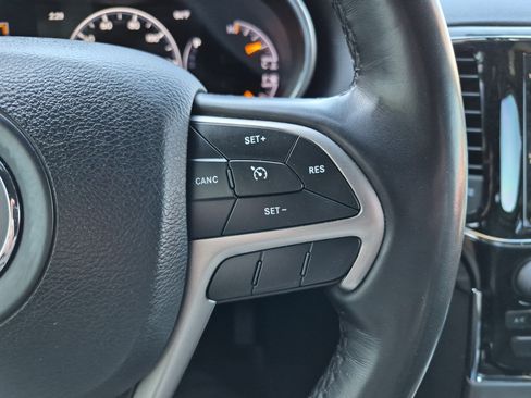 Used 2020 Jeep Grand Cherokee Altitude image 28