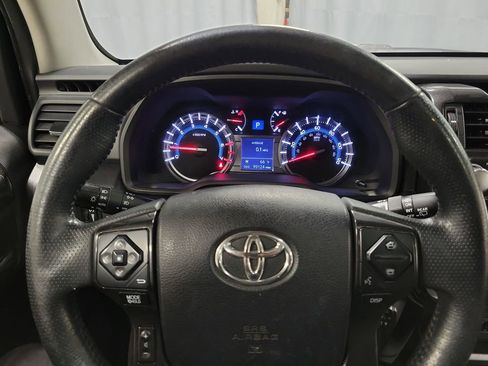 Used 2019 Toyota 4Runner Limited image 15